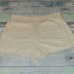 Justify Cream Lace Shorts sz 2X